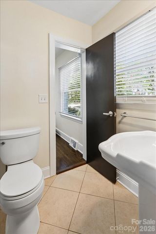 4640 Town And Country Drive, Charlotte, NC 28226