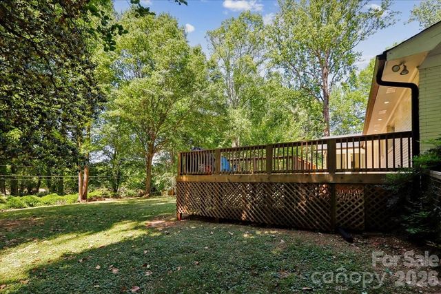 4640 Town And Country Drive, Charlotte, NC 28226