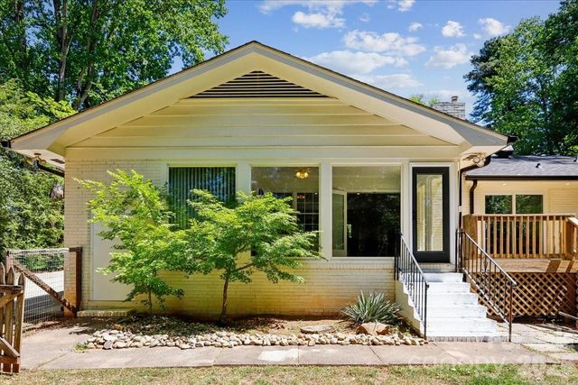4640 Town And Country Drive, Charlotte, NC 28226