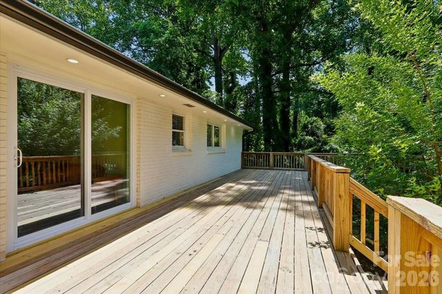 4640 Town And Country Drive, Charlotte, NC 28226