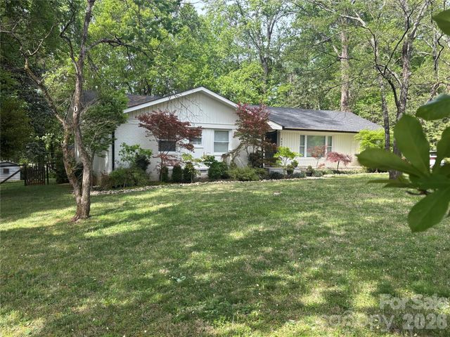 4640 Town And Country Drive, Charlotte, NC 28226