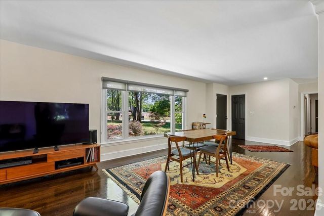 4640 Town And Country Drive, Charlotte, NC 28226