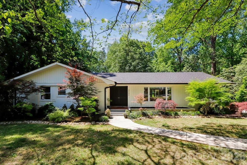 4640 Town And Country Drive, Charlotte, NC 28226