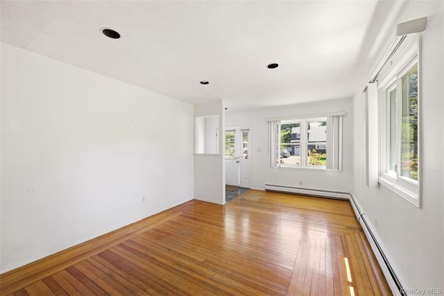 26 Garfield Avenue, East Islip, NY 11730