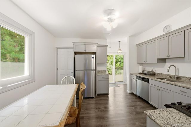 26 Garfield Avenue, East Islip, NY 11730