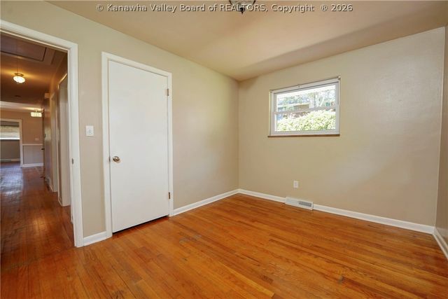 321 Atlas Road, South Charleston, WV 25309