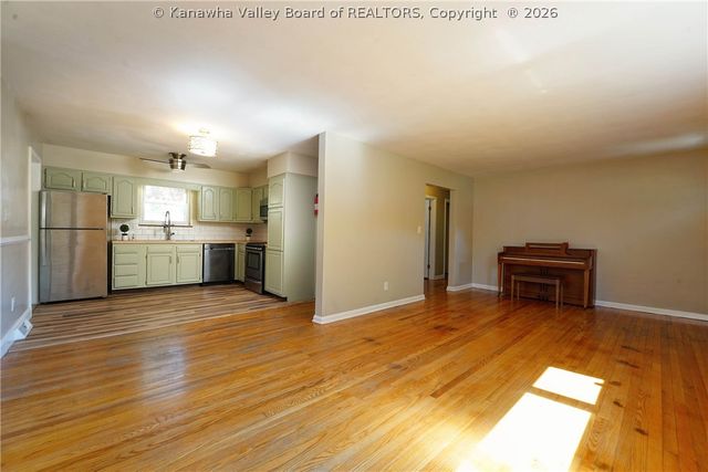 321 Atlas Road, South Charleston, WV 25309