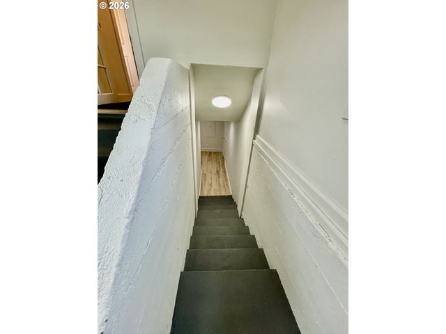 5901 Se FLAVEL Dr, Portland, OR 97206