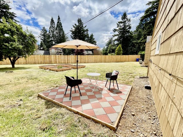 5901 Se FLAVEL Dr, Portland, OR 97206