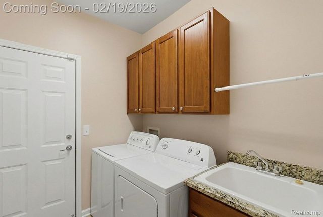 23346 Spring Creek Drive, Macomb Township, MI 48042