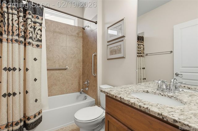 23346 Spring Creek Drive, Macomb Township, MI 48042