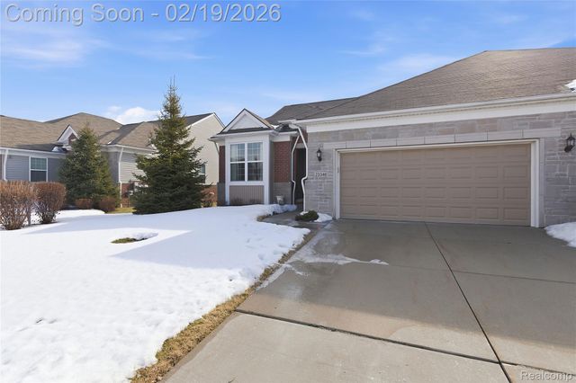 23346 Spring Creek Drive, Macomb Township, MI 48042