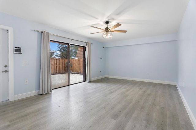 234 Charter Way, West Palm Beach, FL 33407