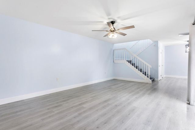 234 Charter Way, West Palm Beach, FL 33407