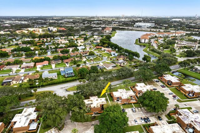 234 Charter Way, West Palm Beach, FL 33407