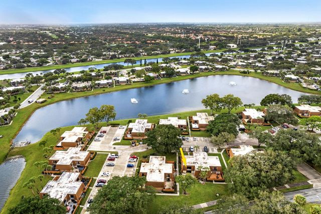 234 Charter Way, West Palm Beach, FL 33407