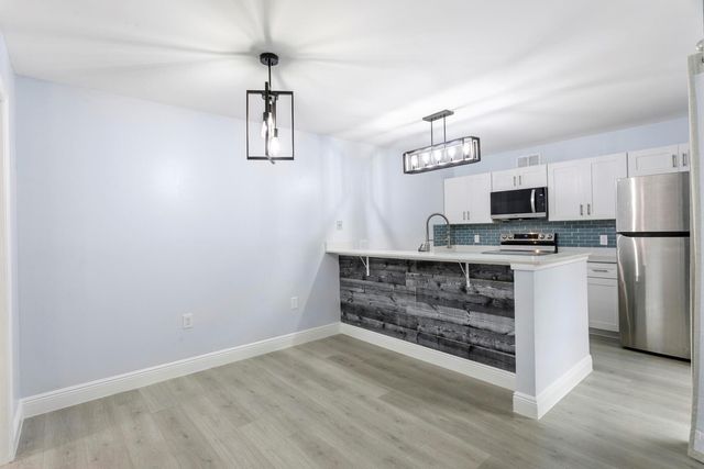 234 Charter Way, West Palm Beach, FL 33407