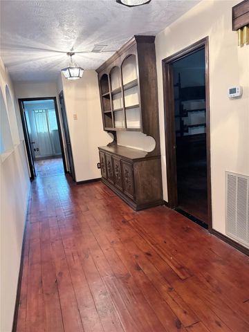 3802 Midforest Drive, Houston, TX 77068