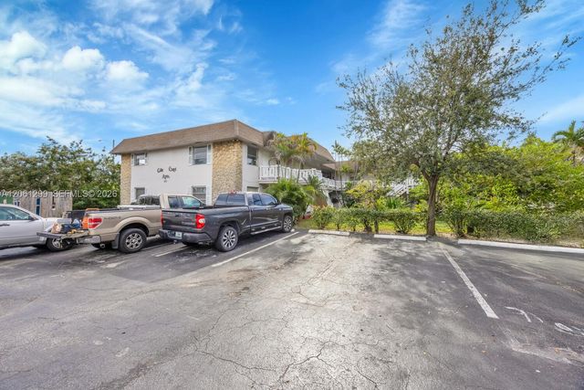 510 SE 12th Court 6, Fort Lauderdale, FL 33316