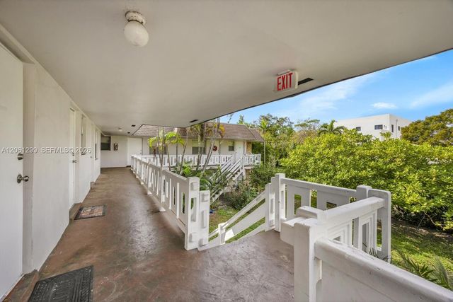 510 SE 12th Court 6, Fort Lauderdale, FL 33316