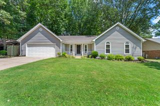 7140 SHADOW OAKS DR, Memphis, TN 38125