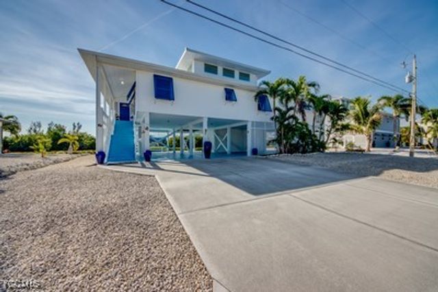 4081 Galt Island AVE, St James City, FL 33956