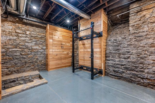 507 W Mcmicken Avenue, Cincinnati, OH 45214