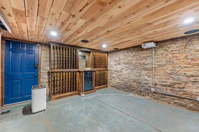 507 W Mcmicken Avenue, Cincinnati, OH 45214