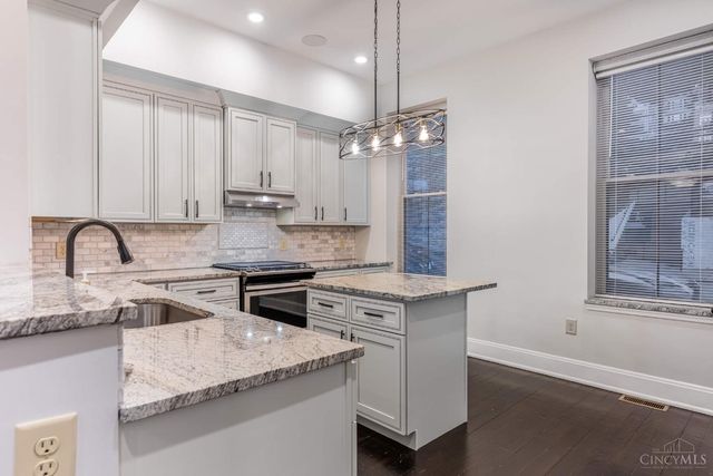 507 W Mcmicken Avenue, Cincinnati, OH 45214