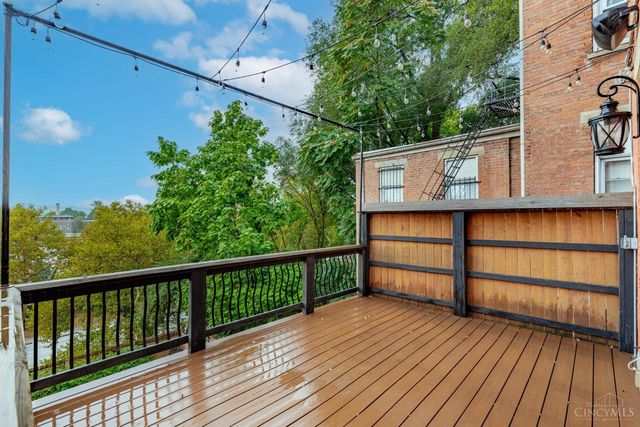 507 W Mcmicken Avenue, Cincinnati, OH 45214