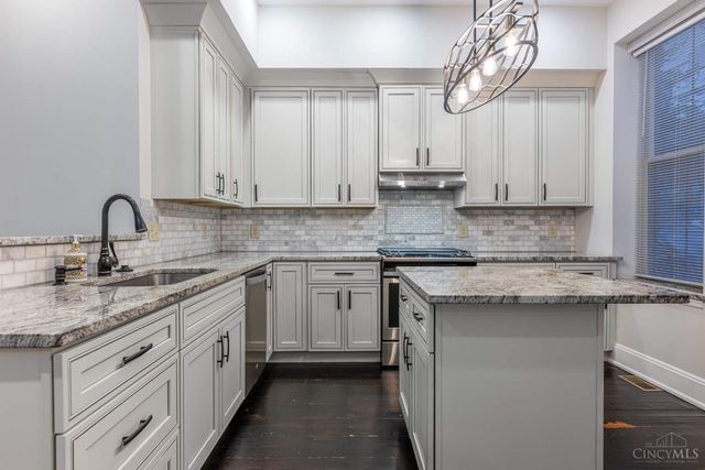 507 W Mcmicken Avenue, Cincinnati, OH 45214