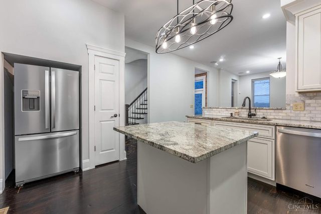 507 W Mcmicken Avenue, Cincinnati, OH 45214