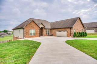1126 Kessler Way, Maryville, TN 37801