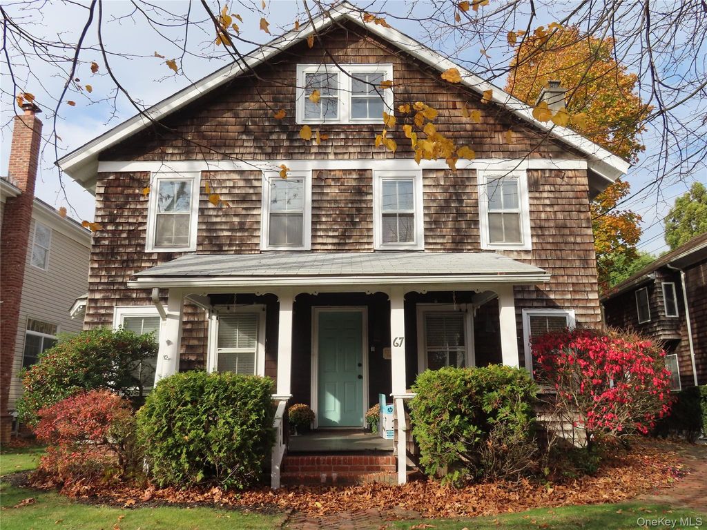 67 Prospect Street, Babylon, NY 11702