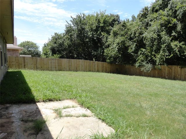 2015 Teagarden Court, Dallas, TX 75217
