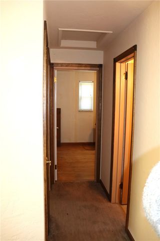 390 Streets Run Rd, Whitehall, PA 15236