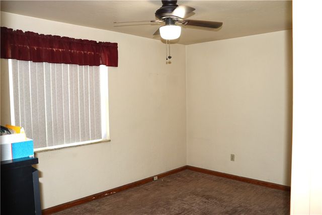 390 Streets Run Rd, Whitehall, PA 15236