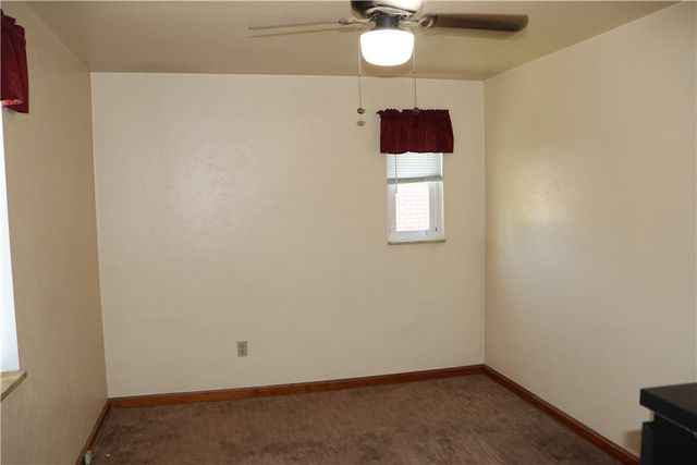 390 Streets Run Rd, Whitehall, PA 15236