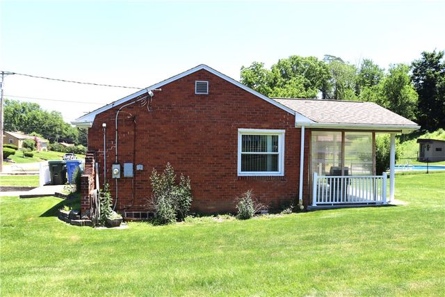 390 Streets Run Rd, Whitehall, PA 15236