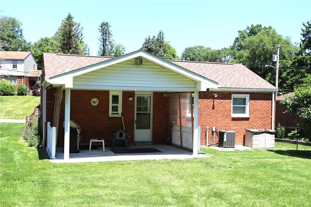 390 Streets Run Rd, Whitehall, PA 15236