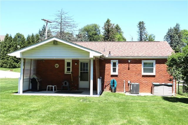 390 Streets Run Rd, Whitehall, PA 15236
