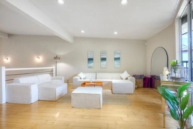 2400 ALTISMA Way B, Carlsbad, CA 92009