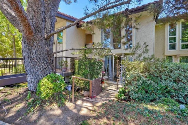2400 ALTISMA Way B, Carlsbad, CA 92009