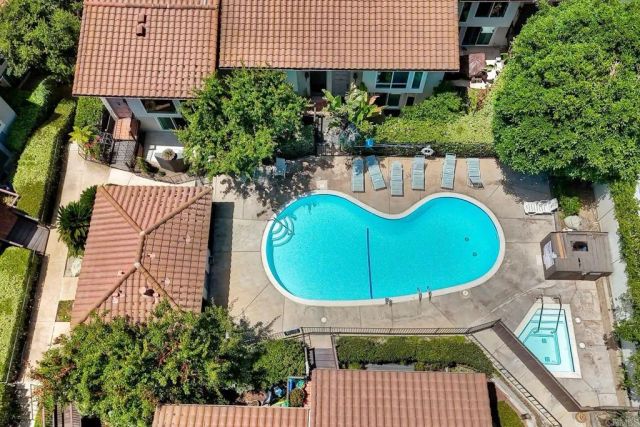 2400 ALTISMA Way B, Carlsbad, CA 92009