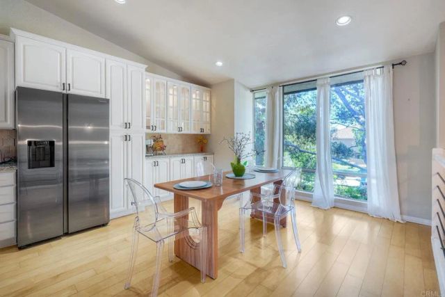 2400 ALTISMA Way B, Carlsbad, CA 92009
