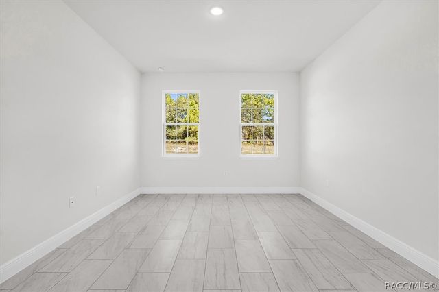 1718 W Manchester Drive, Citrus Springs, FL 34434