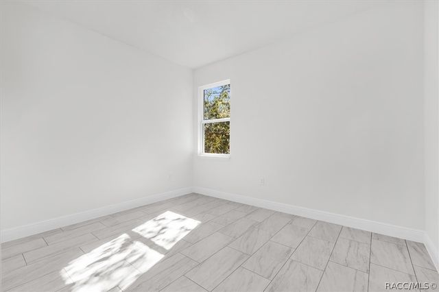 1718 W Manchester Drive, Citrus Springs, FL 34434