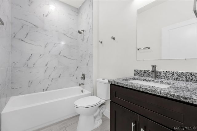 1718 W Manchester Drive, Citrus Springs, FL 34434