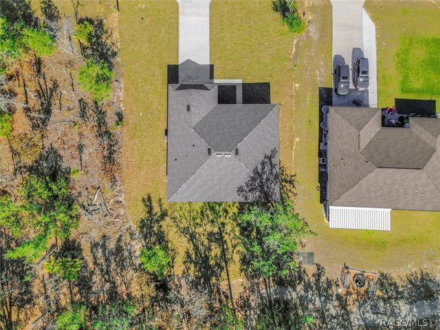 1718 W Manchester Drive, Citrus Springs, FL 34434