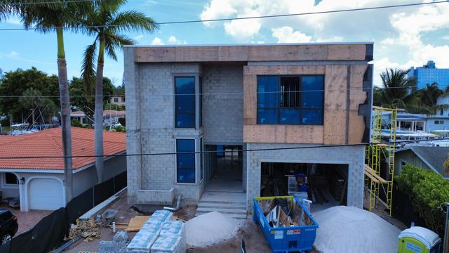 2336 SE 13th Court, Pompano Beach, FL 33062